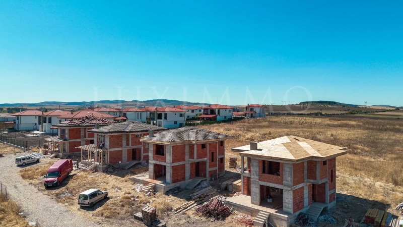 Till salu  Hus region Sofia , Gurmazovo , 210 kvm | 11207921 - bild [7]