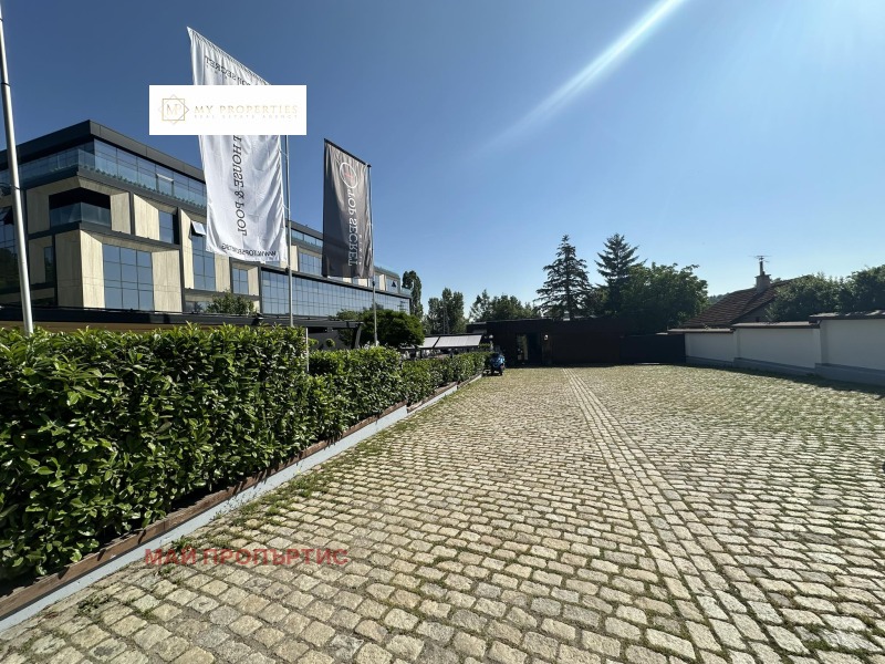 Продава  Къща град София , в.з.Американски колеж , 840 кв.м | 86464562