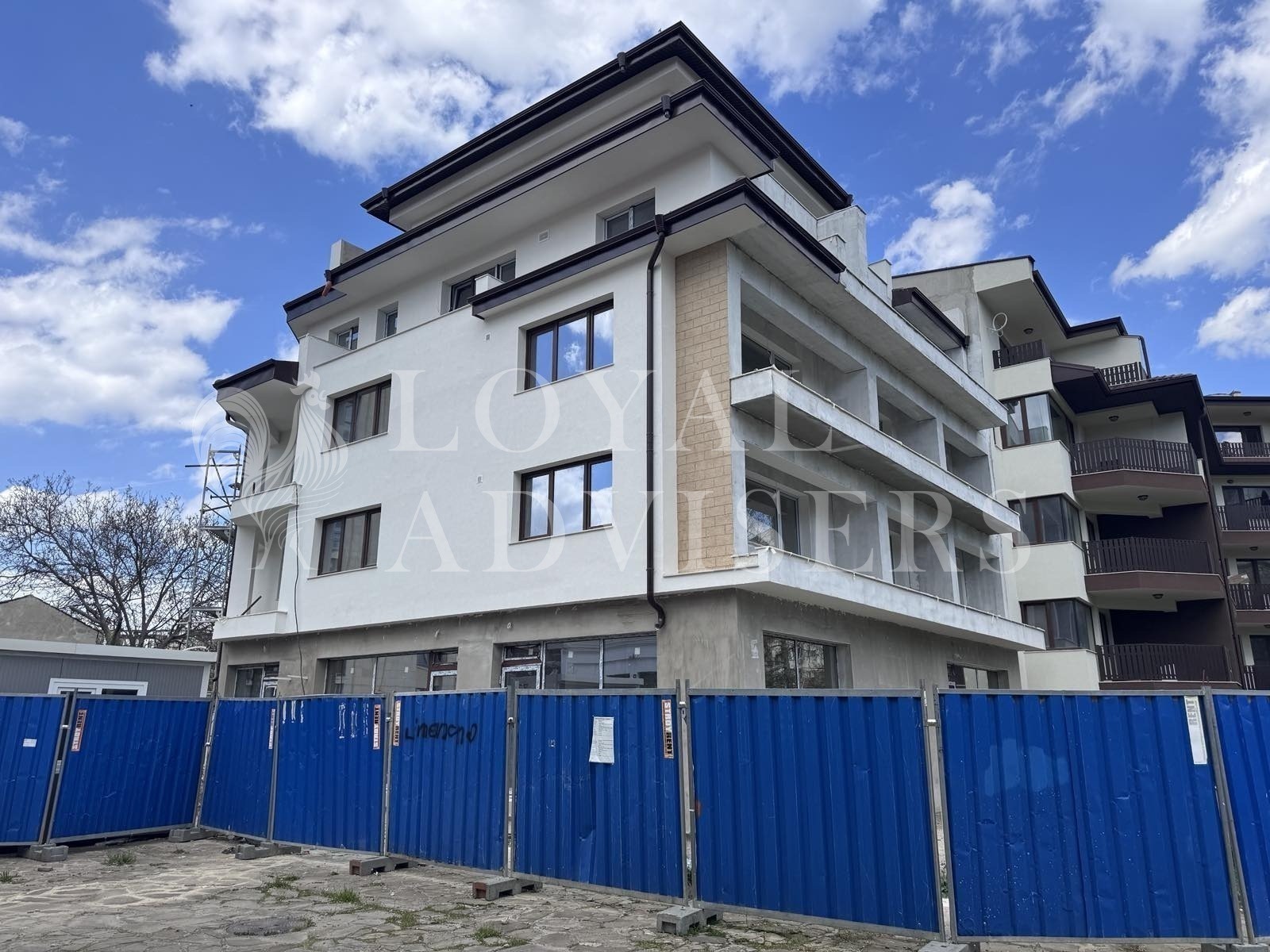 Продава 3-СТАЕН, гр. Добрич, Център