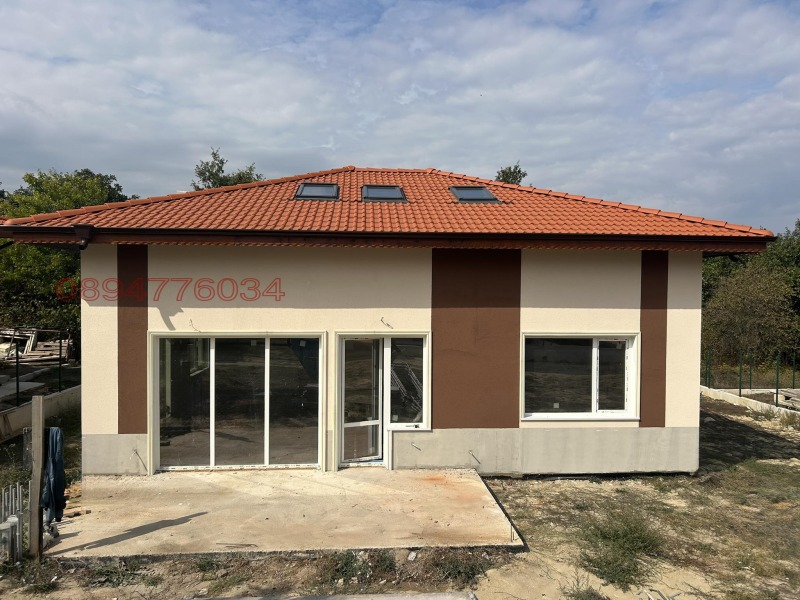 Продава КЪЩА, с. Приселци, област Варна