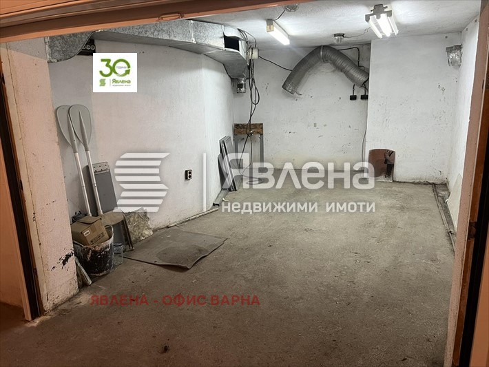 Продава ГАРАЖ, ПАРКОМЯСТО, гр. Варна, Гръцка махала, снимка 4 - Гаражи и паркоместа - 55016896