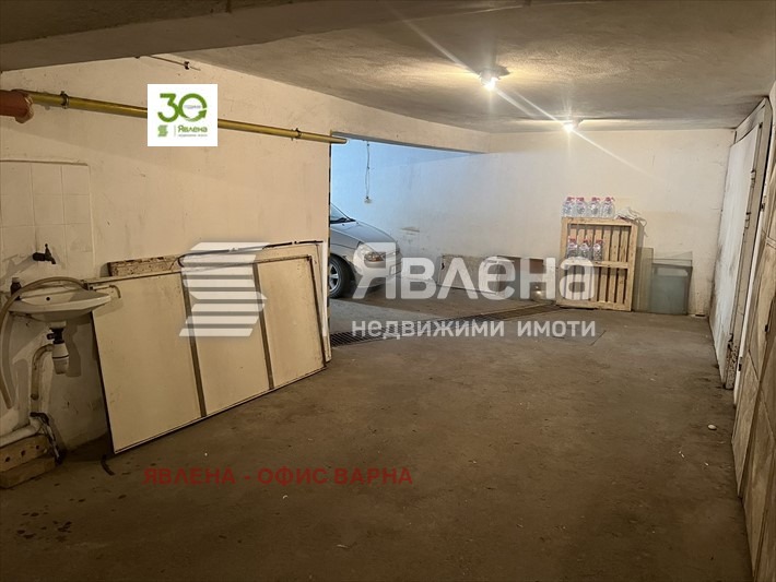 Продава ГАРАЖ, ПАРКОМЯСТО, гр. Варна, Гръцка махала, снимка 5 - Гаражи и паркоместа - 55016896