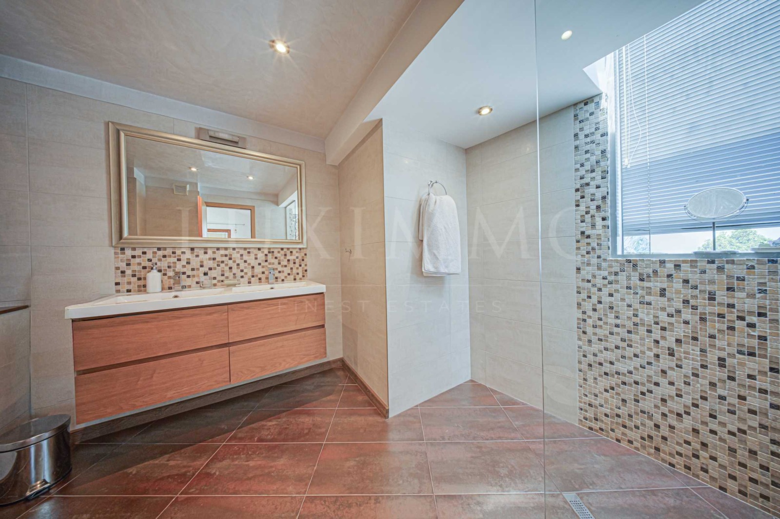 Продава КЪЩА, гр. София, Драгалевци, снимка 14 - Къщи - 51331061