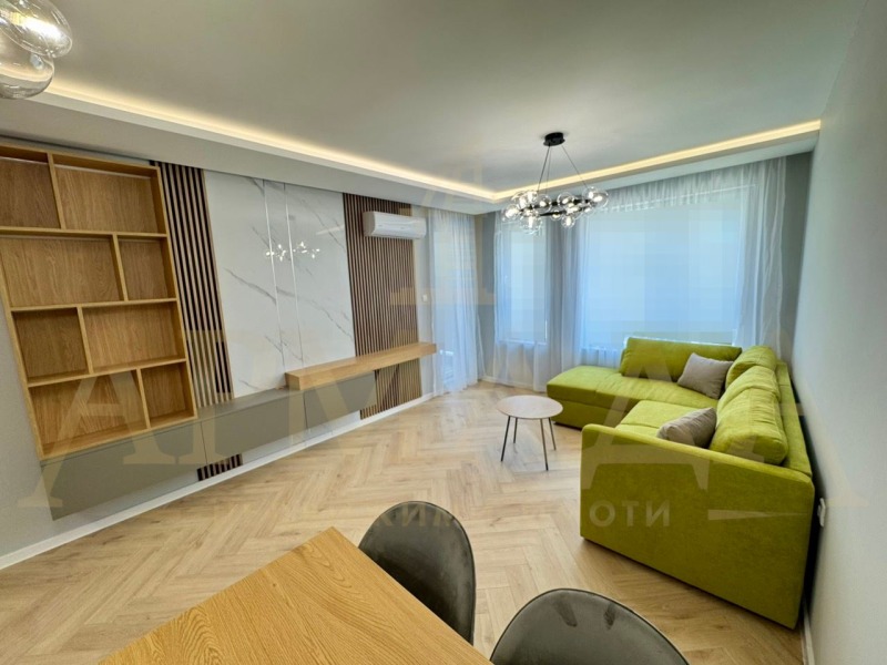 Til salg  1 soveværelse Plovdiv , Ostromila , 64 kvm | 44856886 - billede [3]