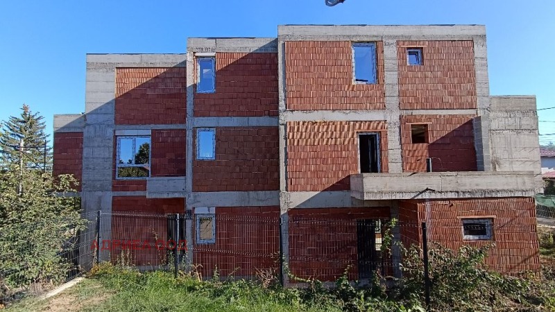 Te koop  Huis Sofia , m-t Kambanite , 209 m² | 69911974 - afbeelding [4]