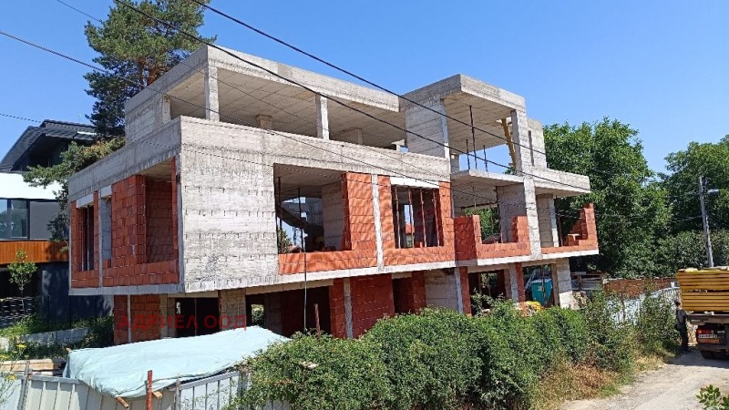 De vânzare  Casa Sofia , m-t Cambanite , 209 mp | 69911974 - imagine [9]