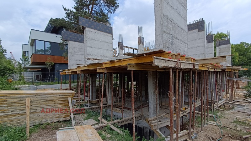 Till salu  Hus Sofia , m-t Kambanite , 209 kvm | 69911974 - bild [15]