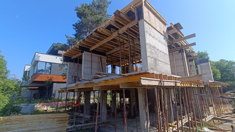 Till salu  Hus Sofia , m-t Kambanite , 209 kvm | 69911974 - bild [10]