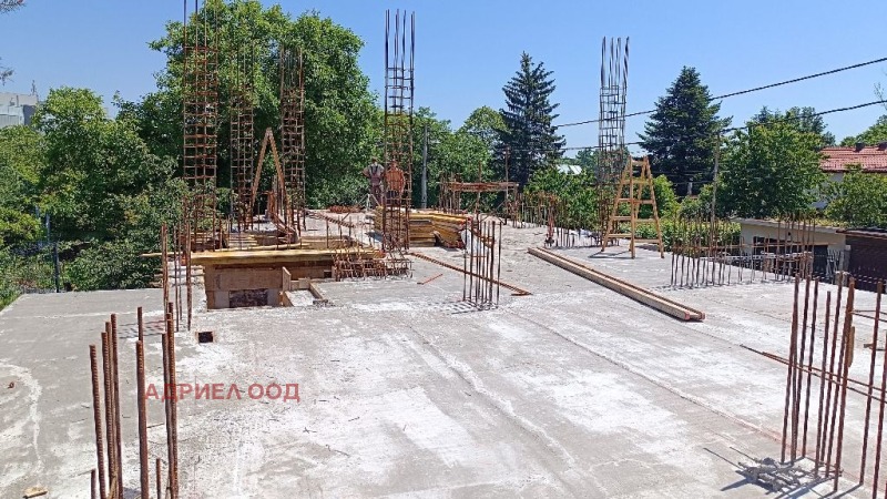 De vânzare  Casa Sofia , m-t Cambanite , 209 mp | 69911974 - imagine [13]