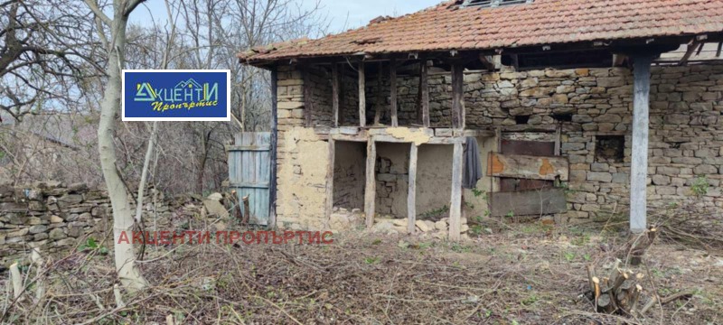 Продава КЪЩА, с. Добромирка, област Габрово, снимка 2 - Къщи - 52213397