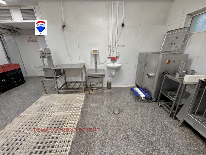 Продава БИЗНЕС ИМОТ, гр. Русе, Родина 1, снимка 8 - Други - 50530217