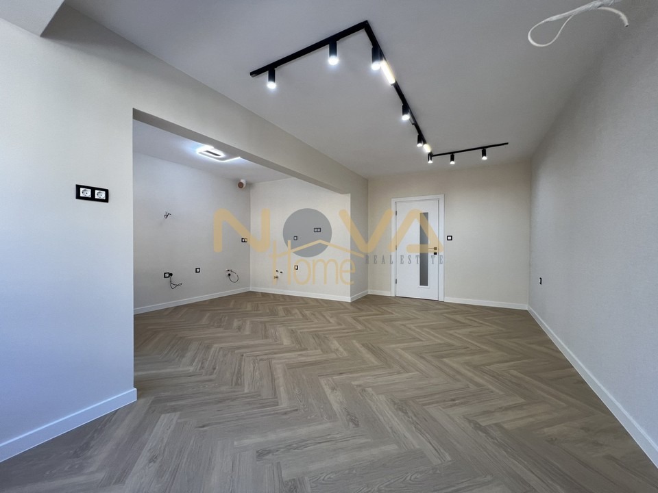 Продава 3-СТАЕН, гр. Варна, Лятно кино Тракия, снимка 2 - Апартаменти - 55950361