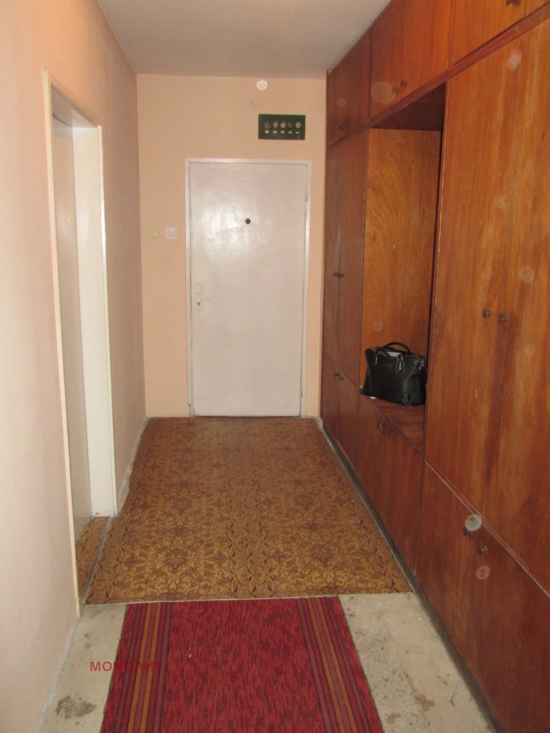Продава 3-СТАЕН в град Габрово, Трендафил 2 - 76 кв.м / 98 300 € » 192 258.09 лв., МОНОЛИТ