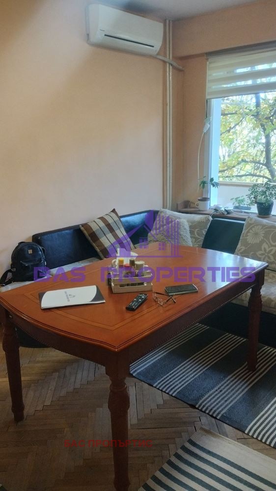 Продава  2-стаен, град София, Западен парк •  155 000 EUR • ID 32593247 — holmes.bg - [1] 