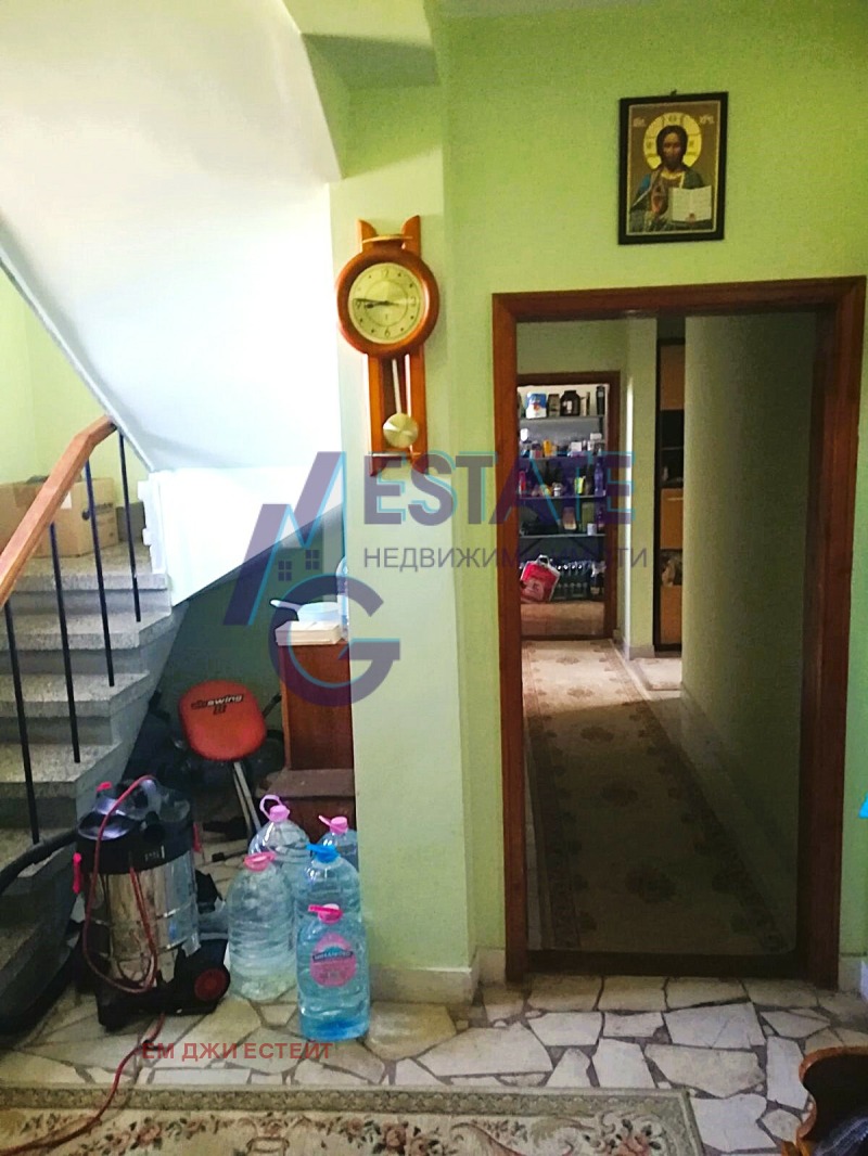 Продава  Къща област Ямбол , с. Миладиновци , 475 кв.м | 92898186 - изображение [6]