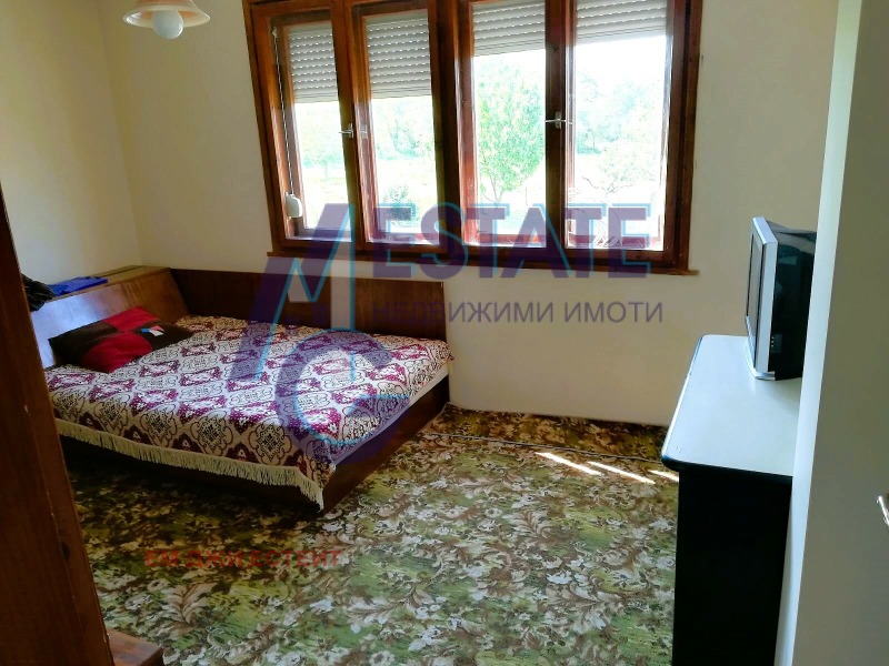 Продава  Къща област Ямбол , с. Миладиновци , 475 кв.м | 92898186 - изображение [4]