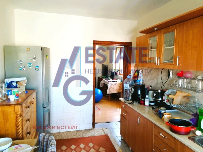 Продава  Къща област Ямбол , с. Миладиновци , 475 кв.м | 92898186 - изображение [3]
