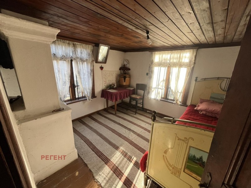 Продава КЪЩА, с. Боженците, област Габрово, снимка 6 - Къщи - 53333915