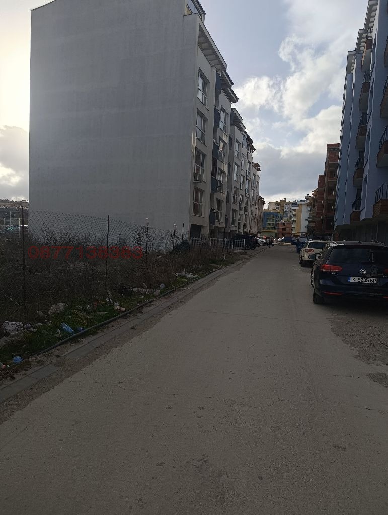 Продава ГАРАЖ, ПАРКОМЯСТО, гр. Кърджали, Възрожденци, снимка 8 - Гаражи и паркоместа - 53040742