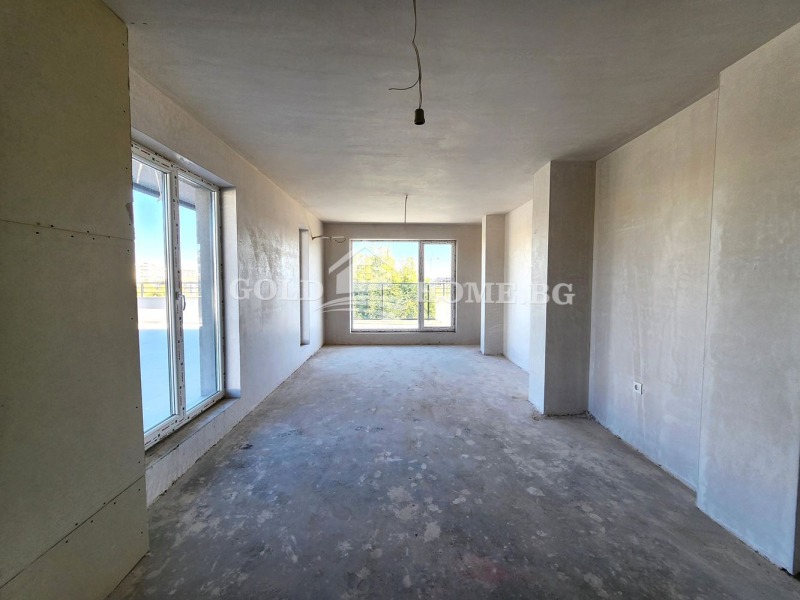 In vendita  2 camere da letto Plovdiv , Ostromila , 260 mq | 59458131