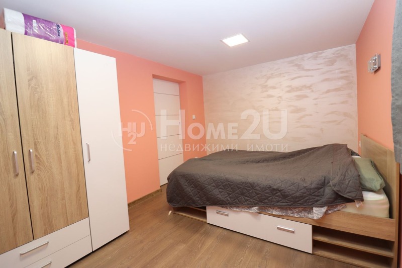 Na sprzedaż  Piętro domu Sofia , Lewski , 40 mkw | 95580542 - obraz [7]