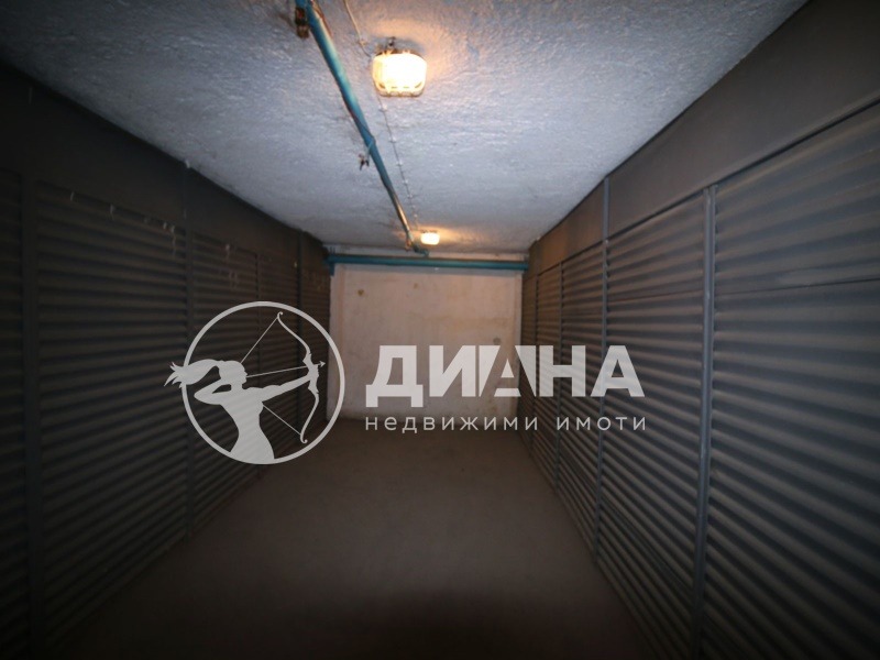 Продава ГАРАЖ, ПАРКОМЯСТО, гр. Пловдив, Център, снимка 2 - Гаражи и паркоместа - 53876065