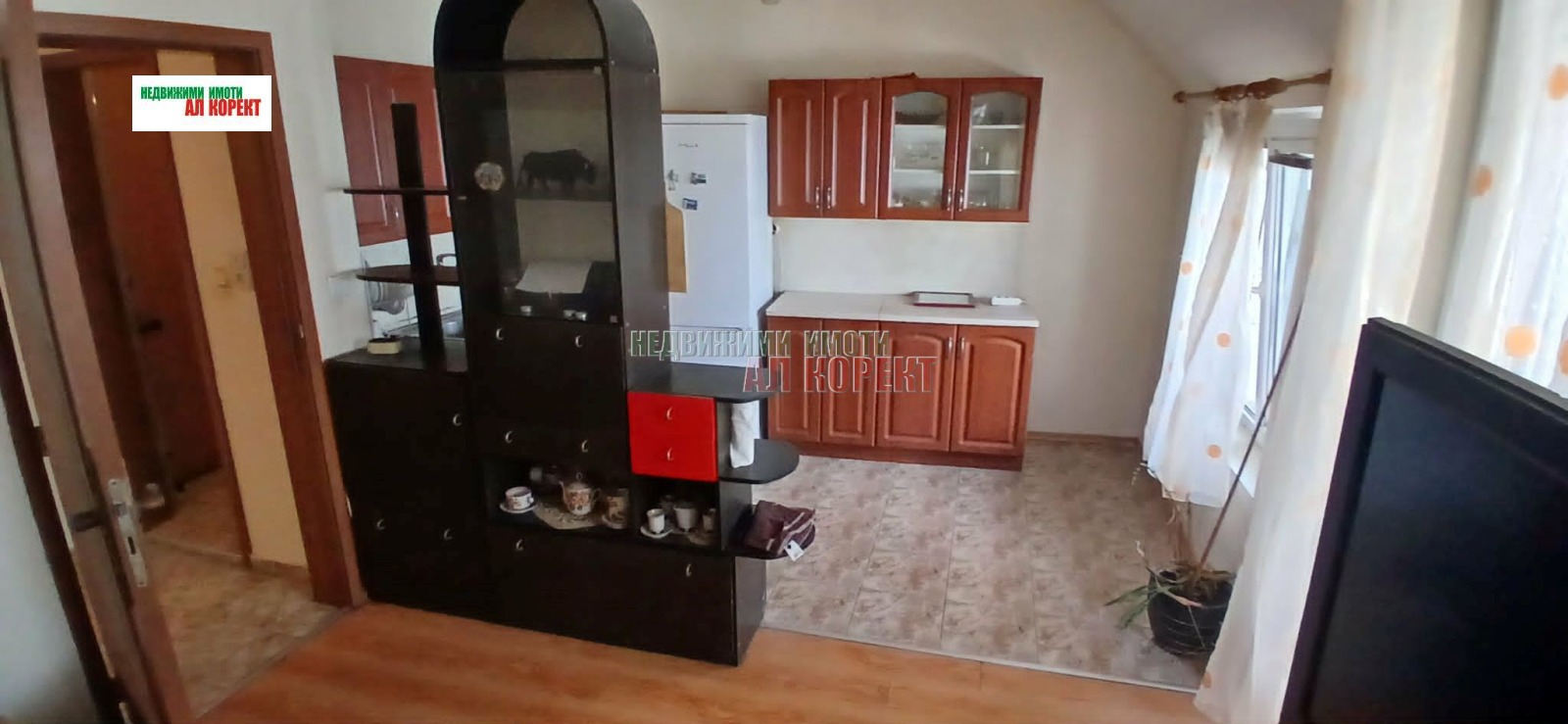 Продава 2-СТАЕН, гр. Варна, Лятно кино Тракия, снимка 3 - Апартаменти - 52291582