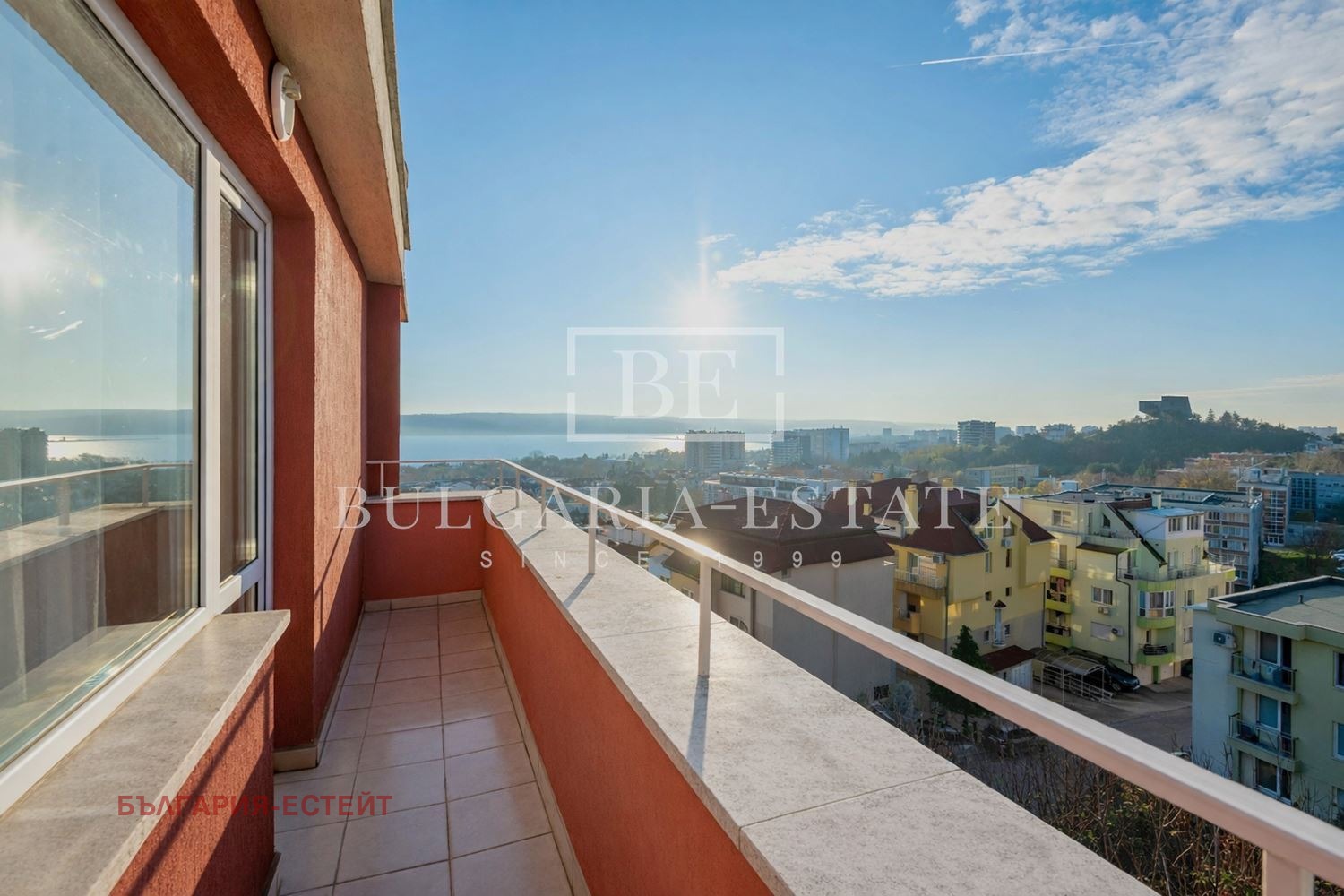 Продава 3-СТАЕН, гр. Варна, Бриз, снимка 2 - Апартаменти - 53334649