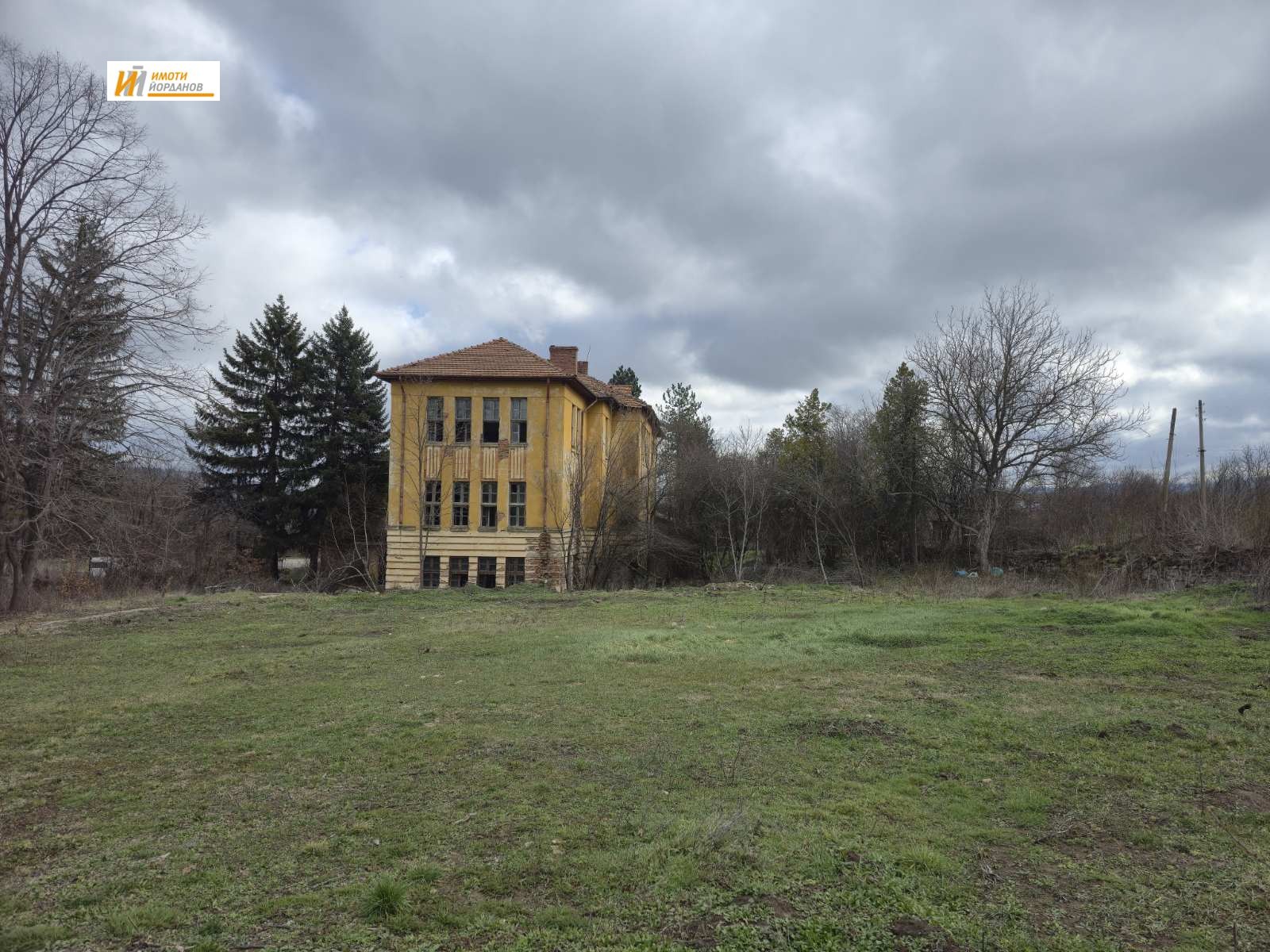 Продава КЪЩА, с. Пчелище, област Велико Търново