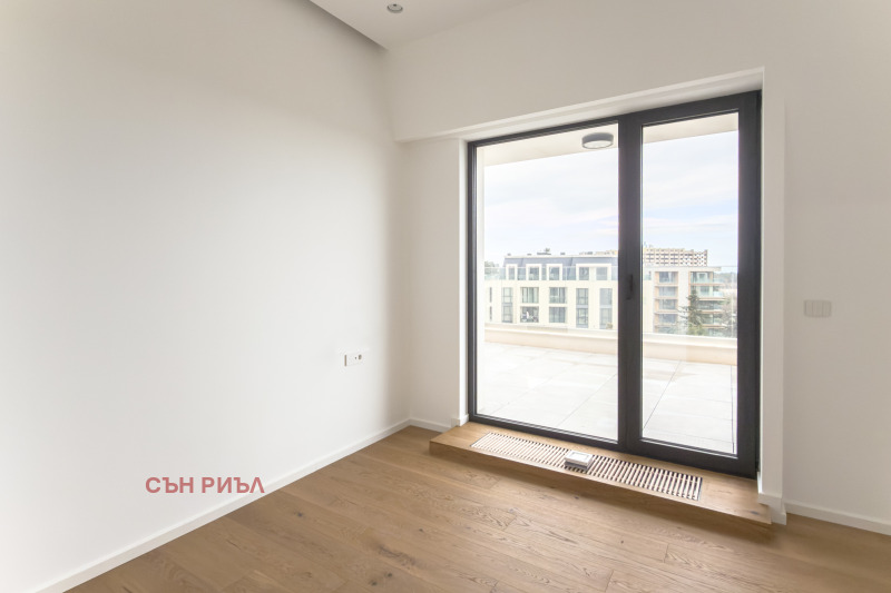 Продава 4-СТАЕН, гр. Варна, к.к. Св.Св. Константин и Елена, снимка 8 - Апартаменти - 53454681