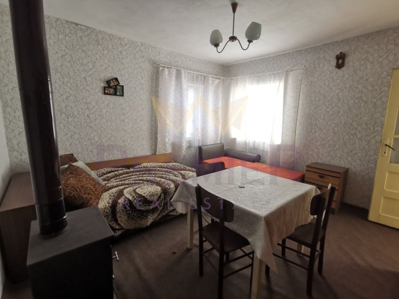 Продава КЪЩА, с. Соколово, област Добрич, снимка 4 - Къщи - 53094325