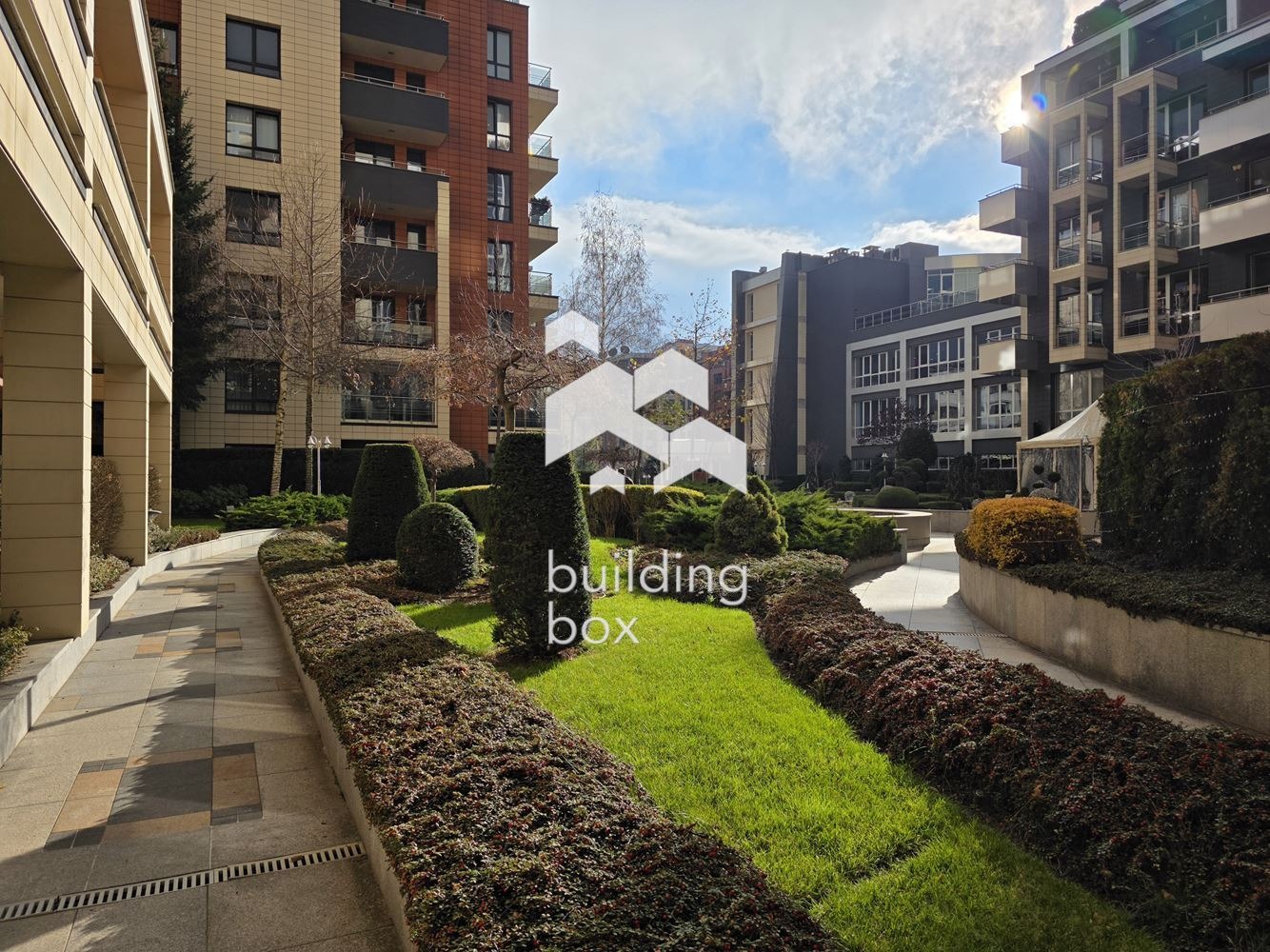 Продава 3-СТАЕН, гр. София, Изток, снимка 2 - Апартаменти - 54280010