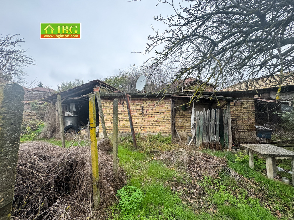 Продава КЪЩА, с. Червен, област Русе, снимка 2 - Къщи - 52387101