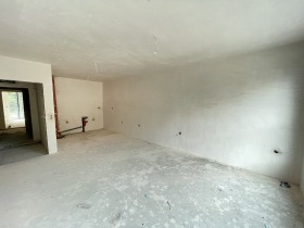 1 dormitor Vladislav Varnenciic 1, Varna 1