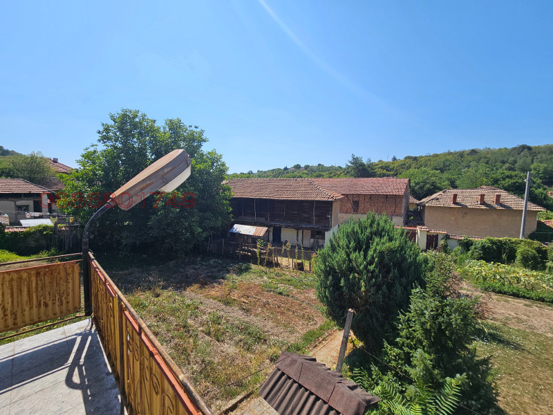 Продава КЪЩА, с. Беглеж, област Плевен, снимка 3 - Къщи - 52780195