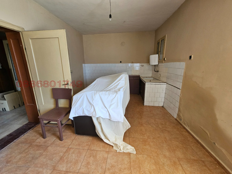 Продава КЪЩА, с. Беглеж, област Плевен, снимка 15 - Къщи - 52780195