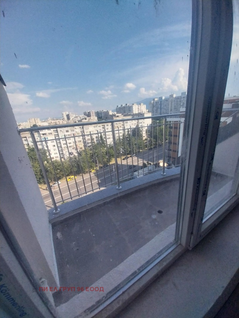 Продава  2-стаен град София , Люлин 3 , 77 кв.м | 74475946