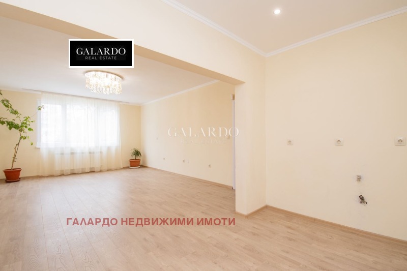 Продава 3-СТАЕН, гр. София, Стрелбище, снимка 2 - Aпартаменти - 48716254