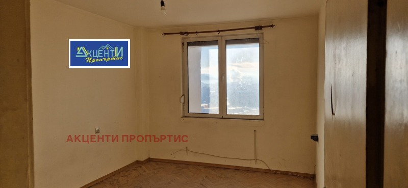 Продава  3-стаен град Велико Търново , Колю Фичето , 91 кв.м | 29665832 - изображение [12]