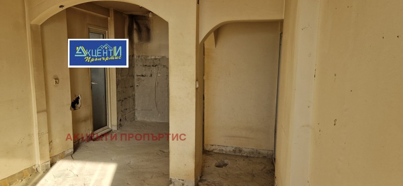 Продава  3-стаен град Велико Търново , Колю Фичето , 91 кв.м | 29665832 - изображение [8]