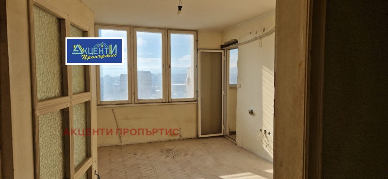 Продава  3-стаен град Велико Търново , Колю Фичето , 91 кв.м | 29665832 - изображение [3]