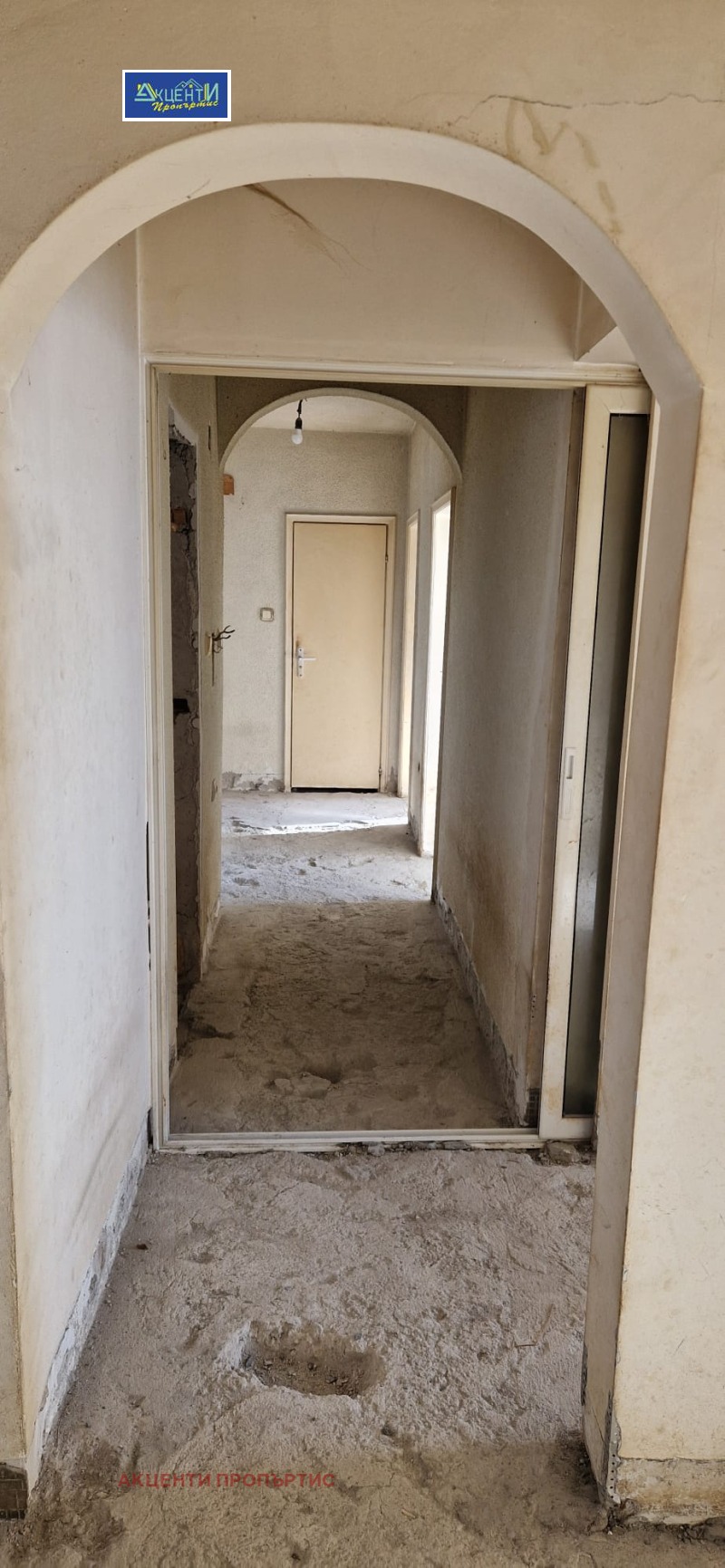 Продава  3-стаен град Велико Търново , Колю Фичето , 91 кв.м | 29665832