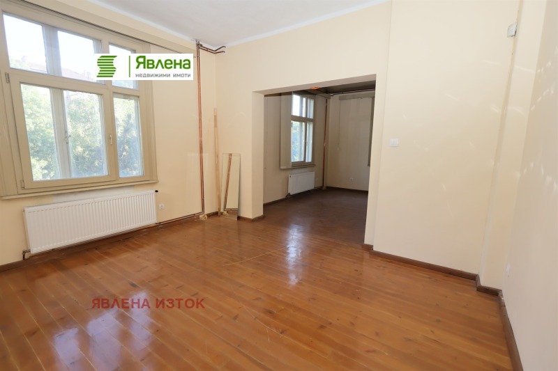 Продава  4-стаен град София , Докторски паметник , 150 кв.м | 30782051