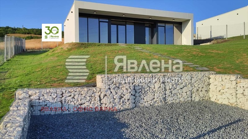 Продава КЪЩА, с. Църква, област Добрич, снимка 10 - Къщи - 54757089