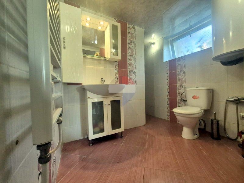 Продава КЪЩА, гр. Белослав, област Варна, снимка 12 - Къщи - 56308047