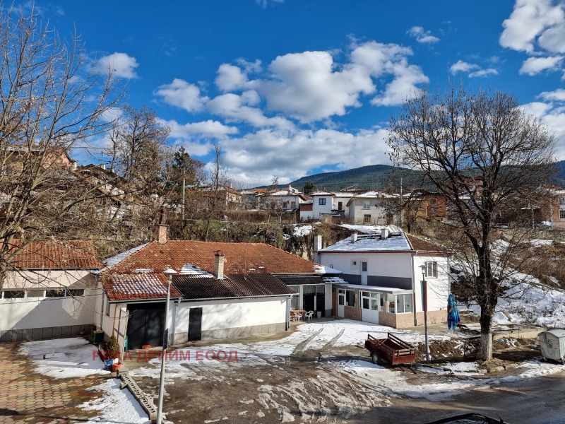 À vendre  Bâtiment industriel région Smolyan , Pavelsko , 370 m² | 31722185