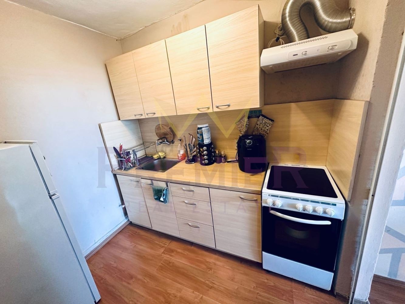 Продава 2-СТАЕН, гр. София, Толстой, снимка 3 - Апартаменти - 55008097