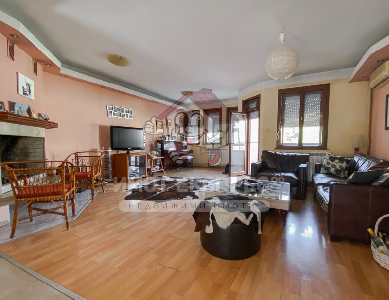 Продава КЪЩА в област Пловдив, гр. Асеновград - 392 кв.м / 449 000 € » 878 167.67 лв., ИМОТ ЕКСПРЕС 99