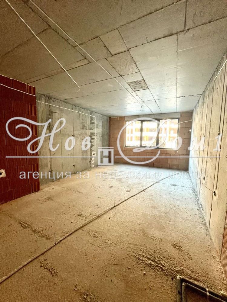 Продава  2-стаен град Пловдив , Остромила , 68 кв.м | 64847446 - изображение [2]