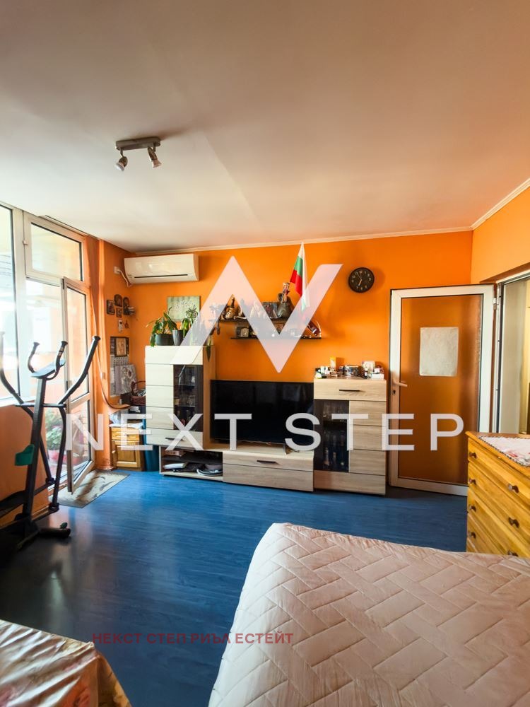 Продава 3-СТАЕН, гр. Пловдив, Изгрев, снимка 2 - Апартаменти - 56016906